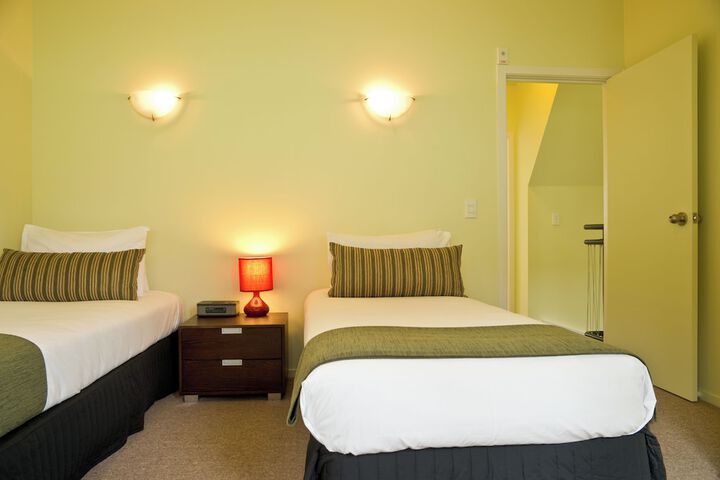 Room 9 of 21