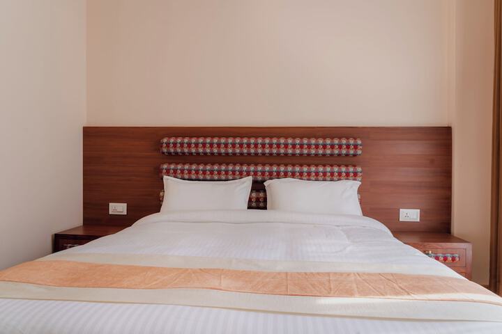 Room 29 of 48
