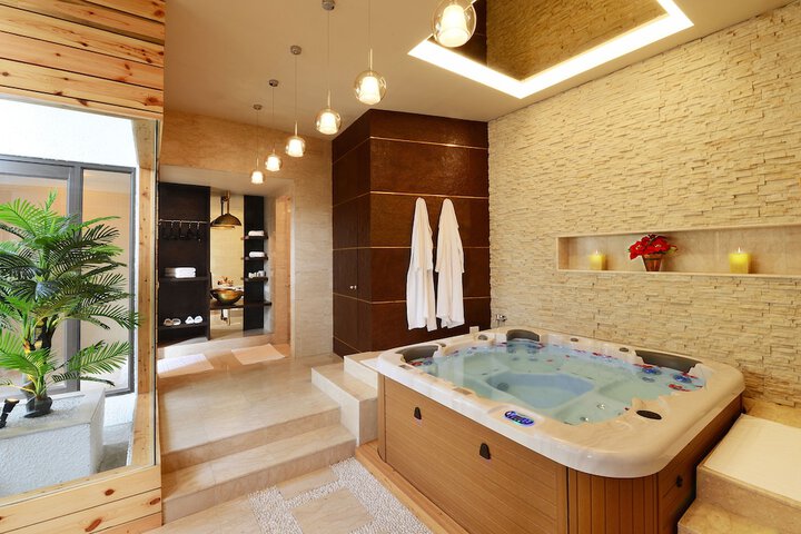 Relaxing Spa