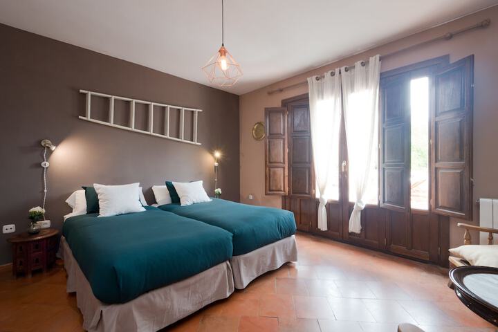 Room 15 of 51