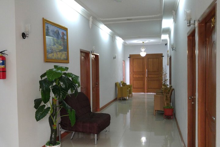 Ballroom/Hall 19 of 26