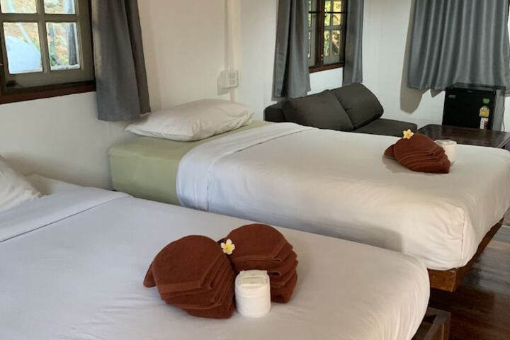 Room 30 of 79