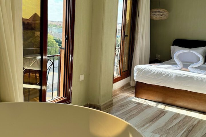 Room 25 of 36