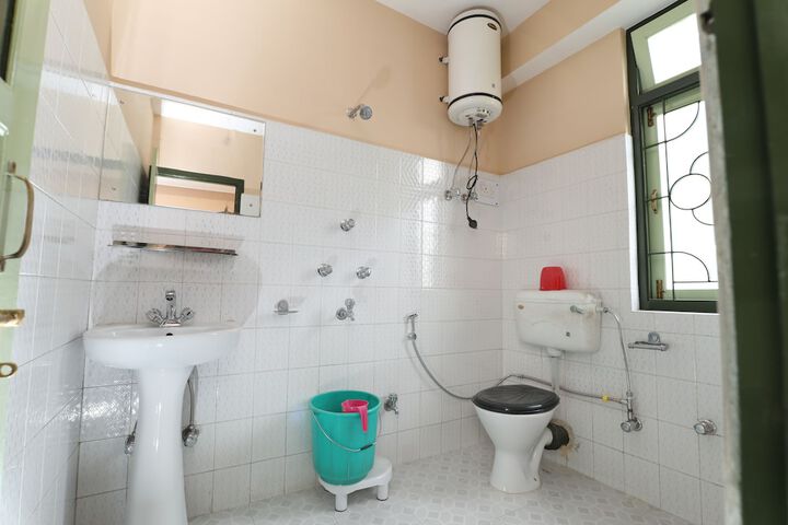 Room 14 of 23
