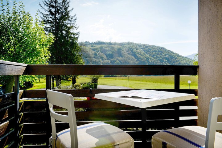 Terrace/Patio 9 of 37