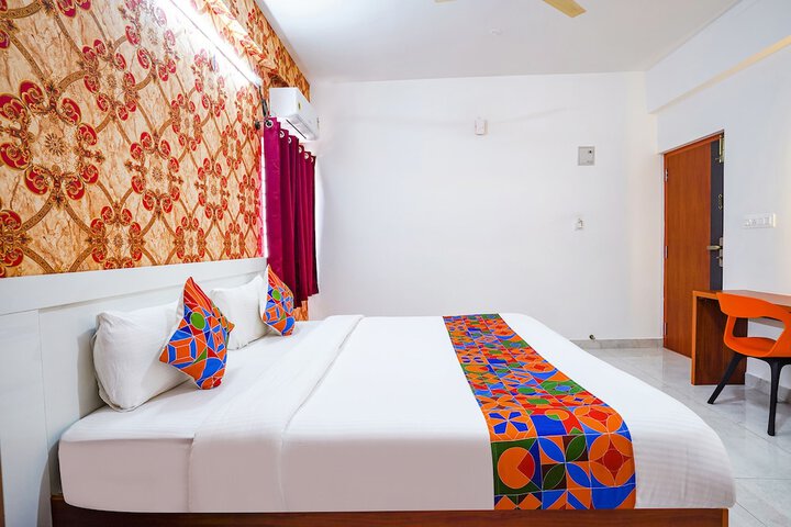 Room 21 of 28
