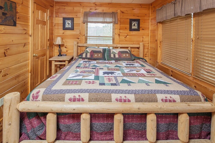 Room 4 of 20