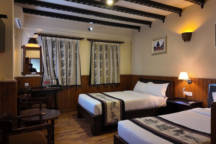 Room 13 of 42