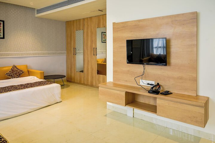 Room 11 of 45