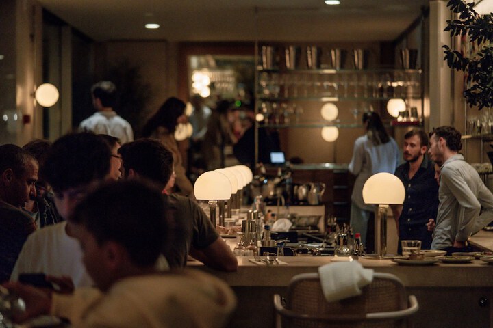 Dining 32 of 41