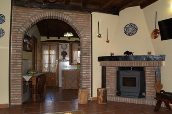 Room 25 of 27
