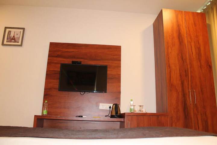 Room 21 of 45