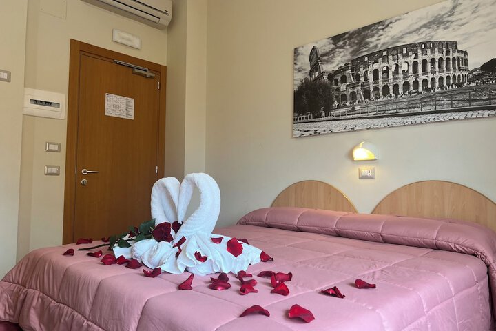 Room 8 of 20