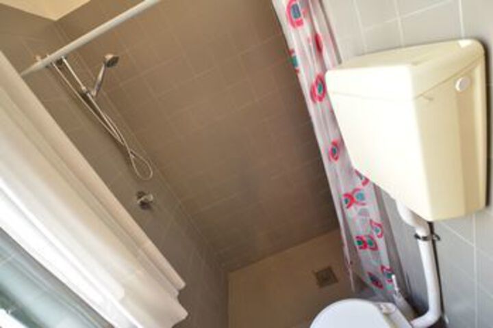 Room 3 of 23