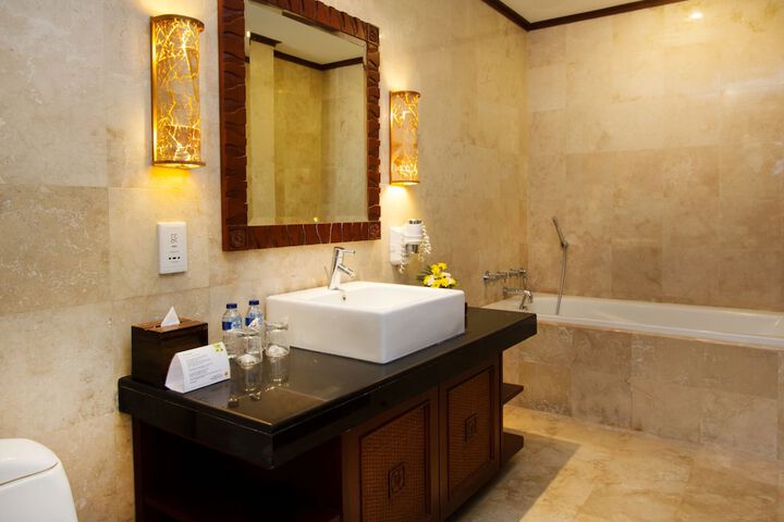 Bath Interior
