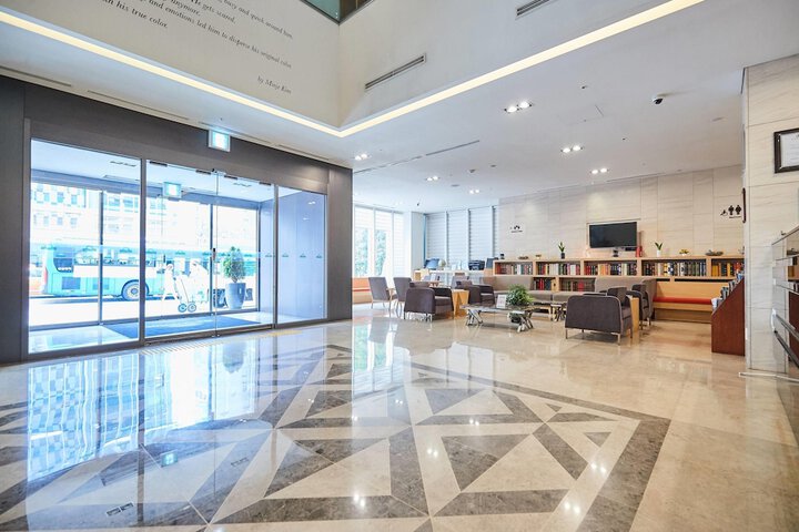 Lobby Photo