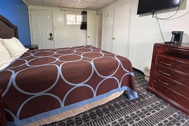 Room 22 of 40