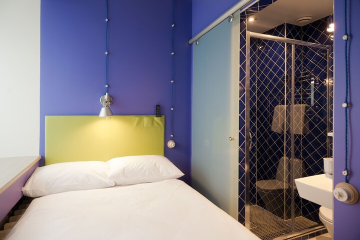 Room 6 of 49