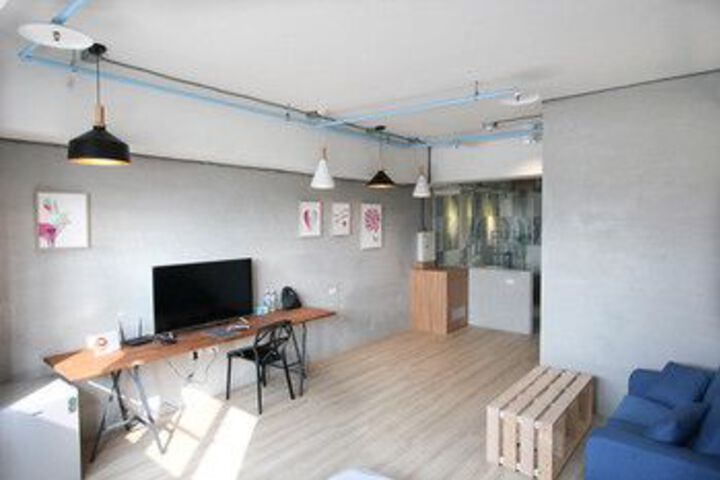 Room 48 of 64