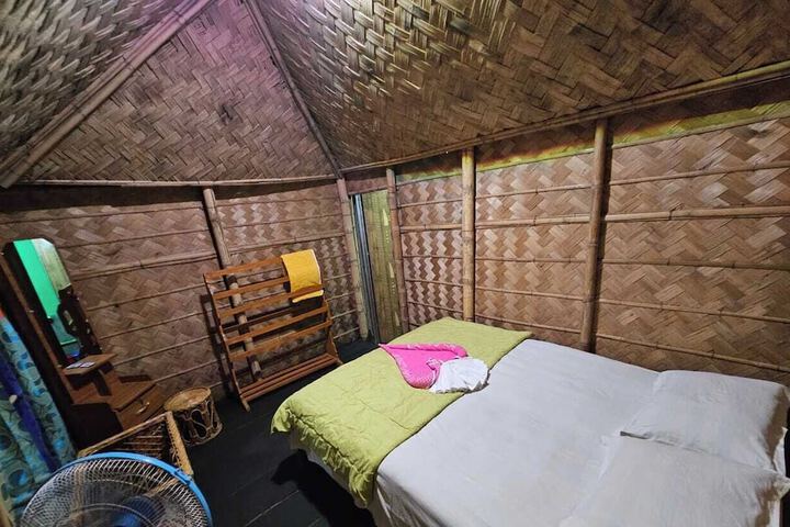 Room 2 of 45