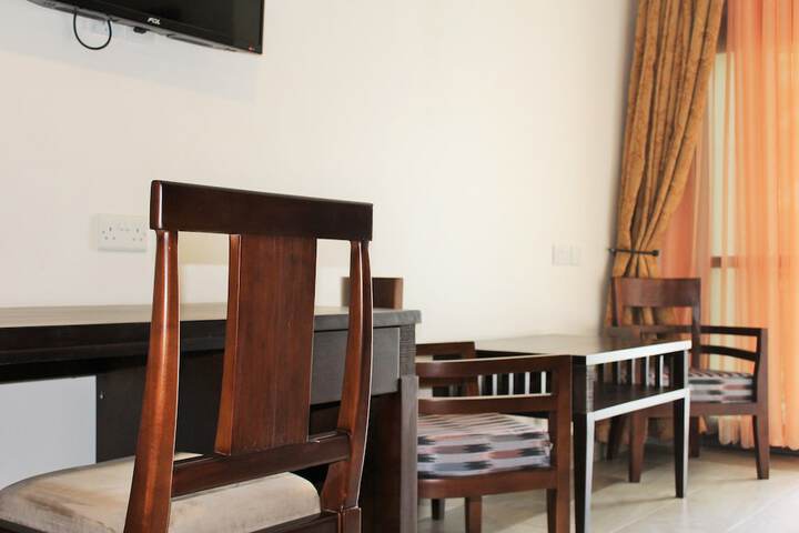 Room 46 of 114