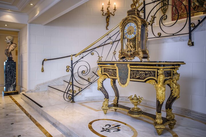 Guest Lobby