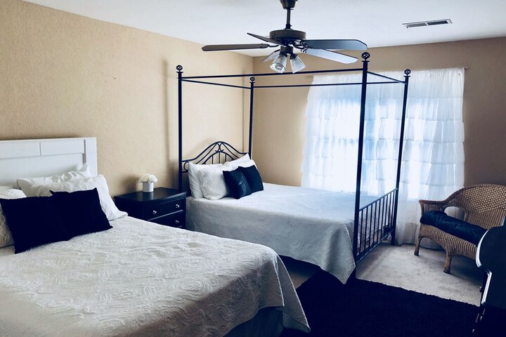 Room 3 of 16