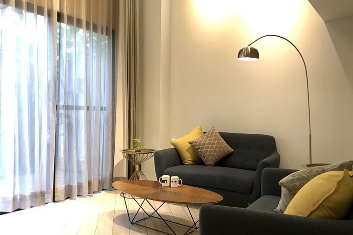 Room 51 of 100