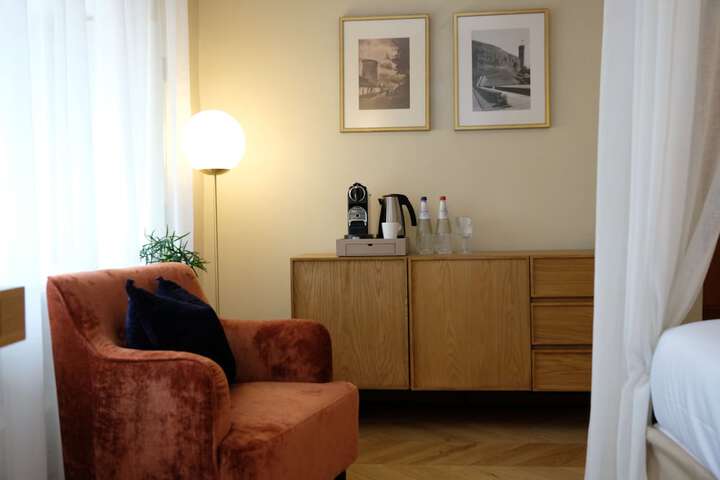 Room 68 of 115