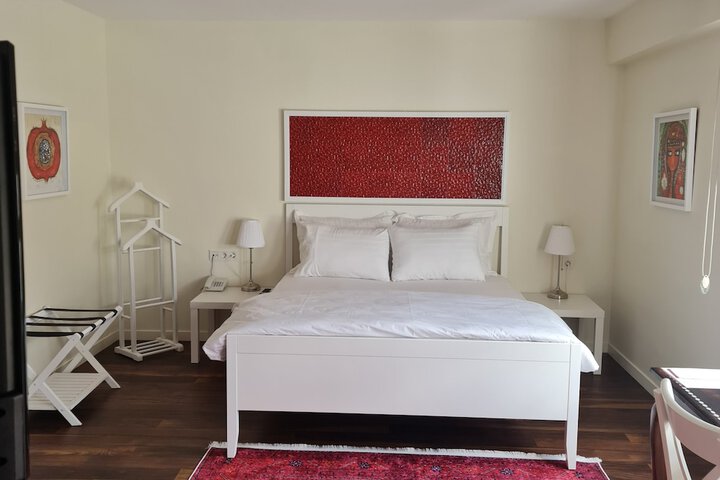 Room 43 of 81