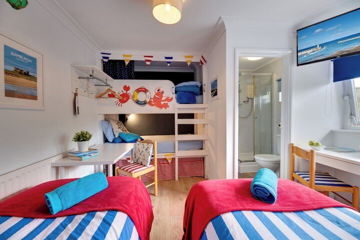 Room 12 of 26
