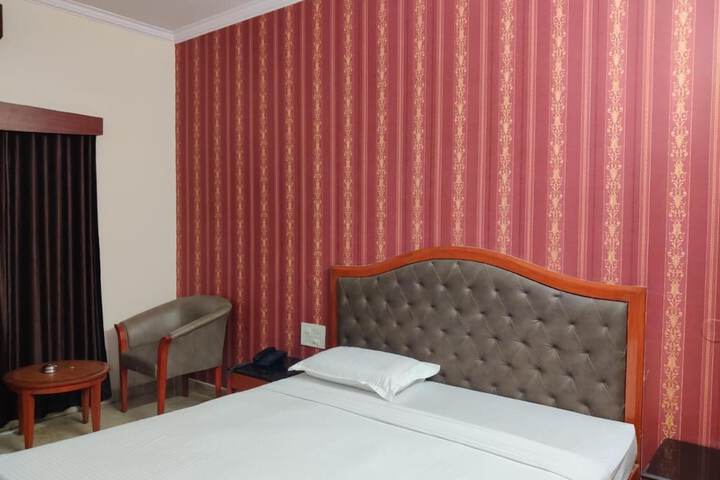 Room 26 of 69