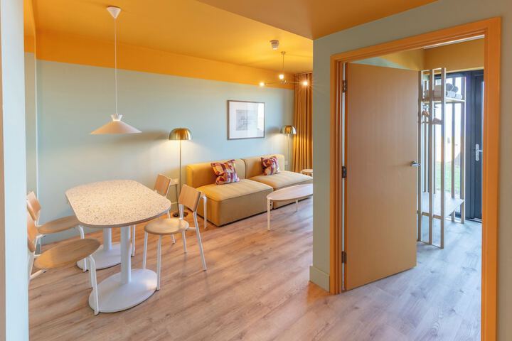 Room 15 of 59