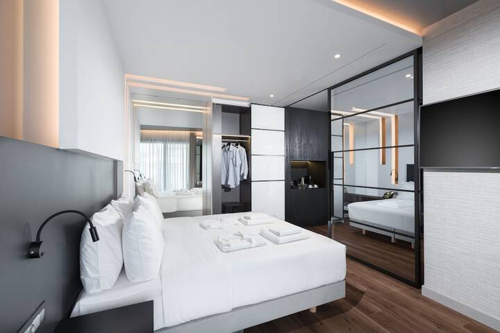 Room 19 of 52