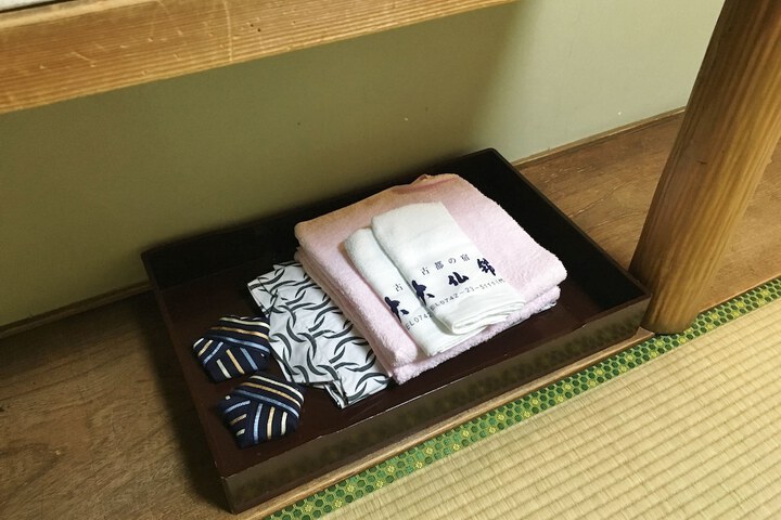 Room 14 of 35