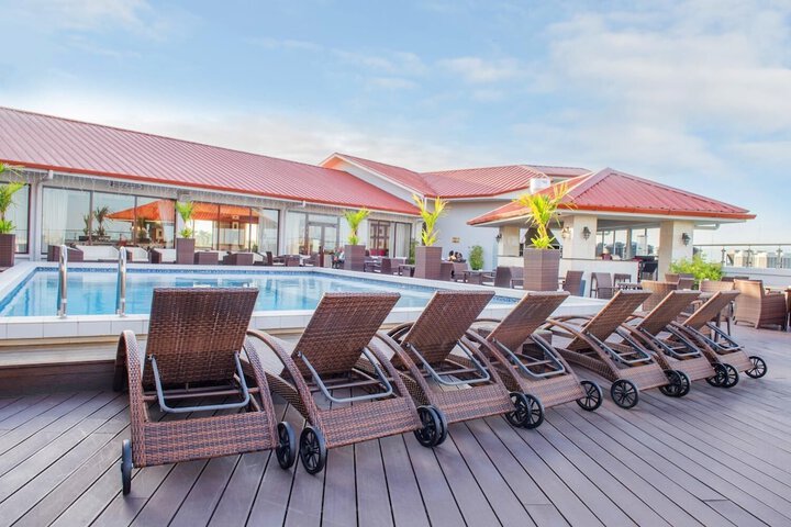 Hotel with Pool
