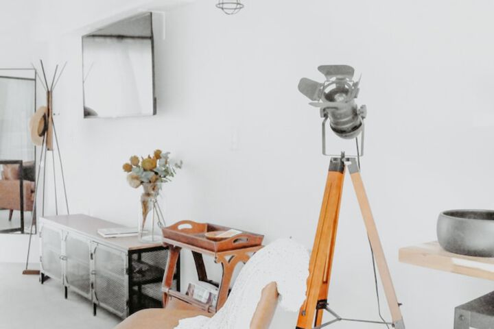 Room 14 of 230