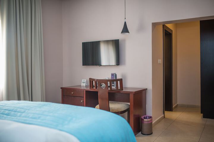 Room 5 of 44
