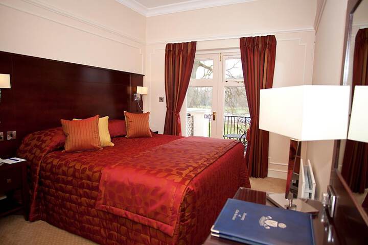 Room 22 of 57