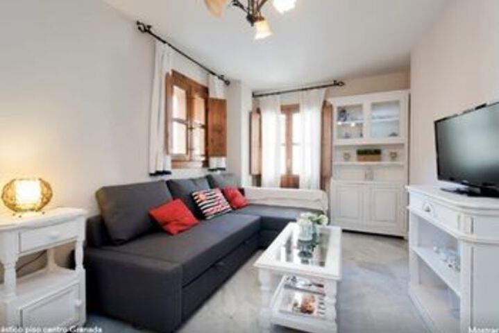 House With 2 Bedrooms in Grenade With Wonderful City View and Wifi