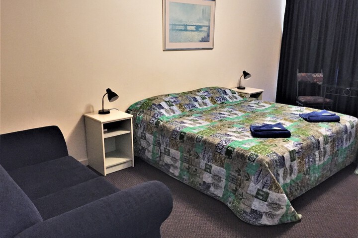 Room 26 of 69