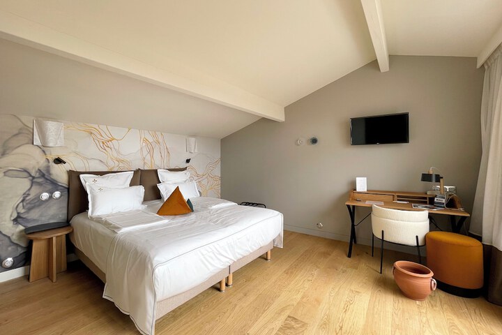 Room 14 of 44