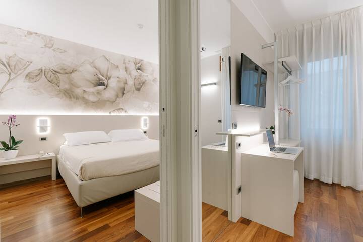 Room 74 of 148