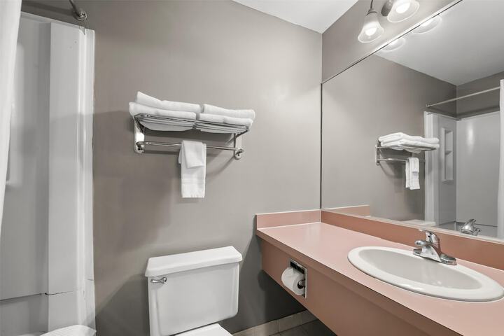 Room 18 of 29