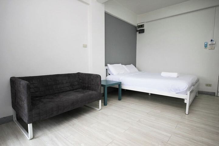 Room 3 of 24
