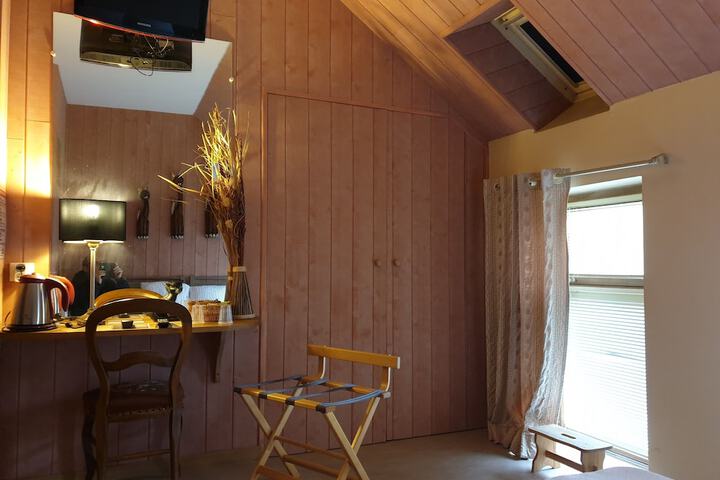 Room 14 of 46