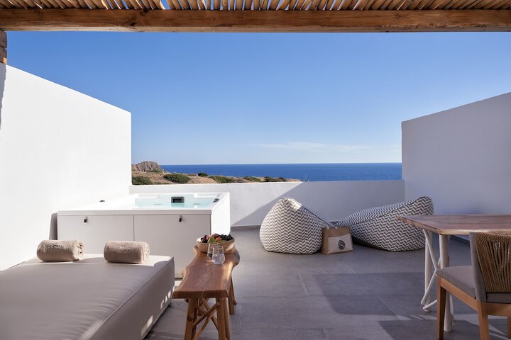 Terrace/Patio 96 of 135