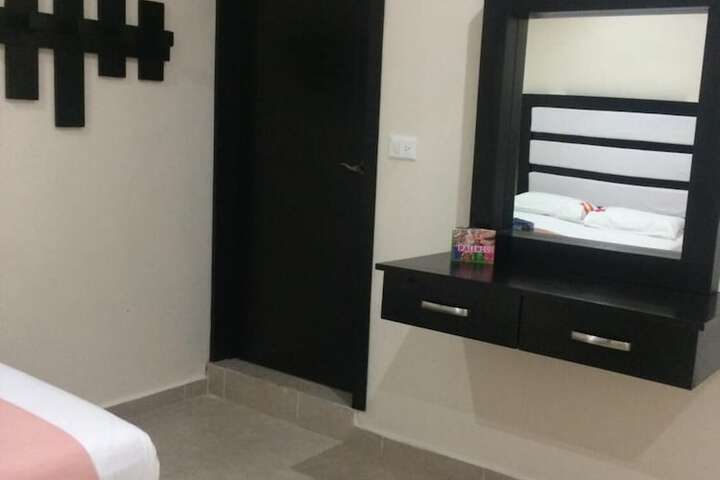 Room 7 of 30