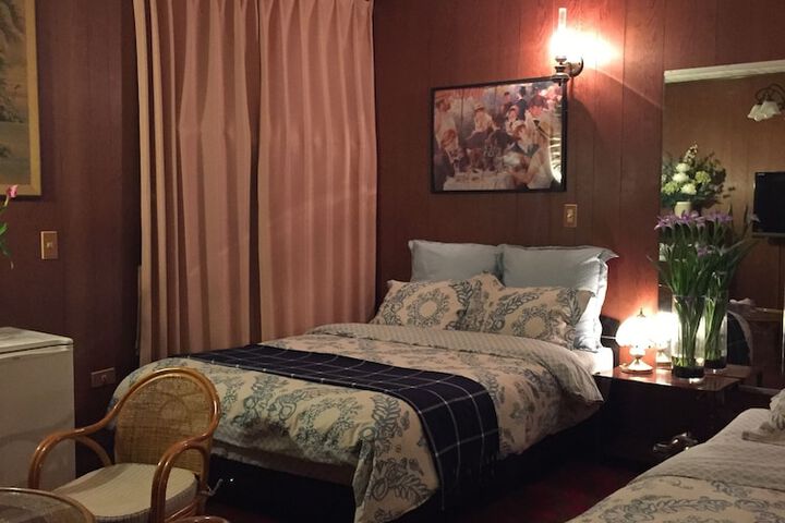 Room 13 of 68