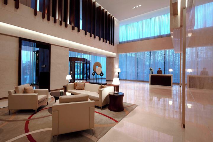 Hotel Lobby